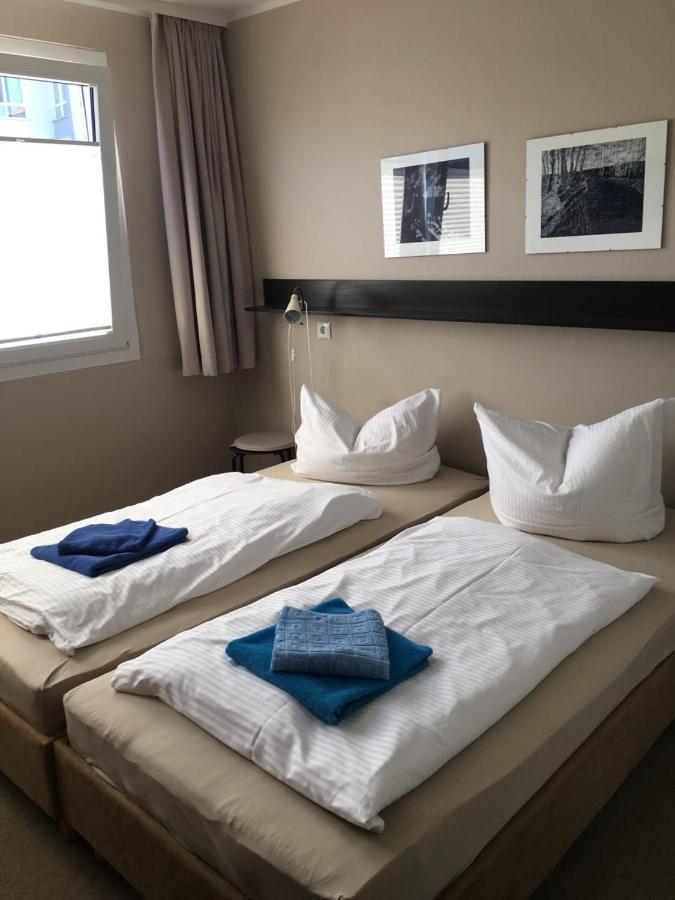 Hotel Haus Stoertebeker à Heringsdorf  Extérieur photo